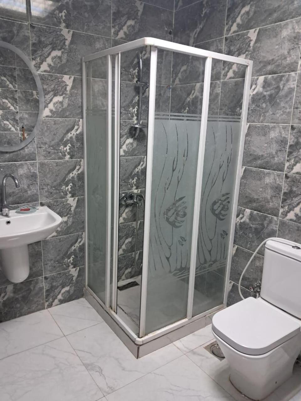 Apartment Modern Flat - 2 Minutes Walk Stars Heliopolis Cairo